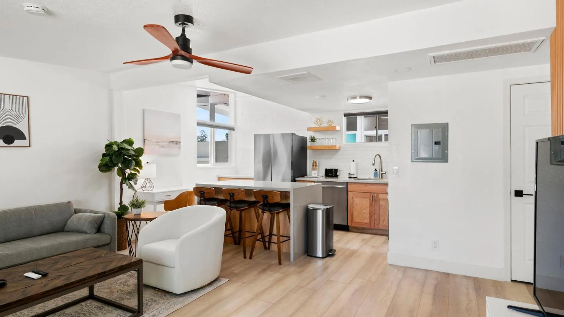 Brand New Home W Parking Blocks From Oldtown- 2B Scottsdale 0*,  USA